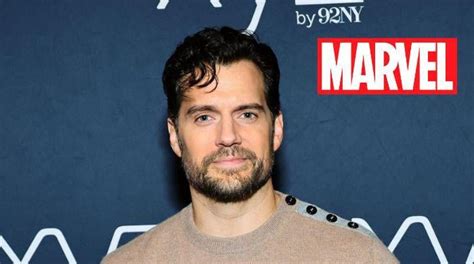 henry cavill signs with marvel